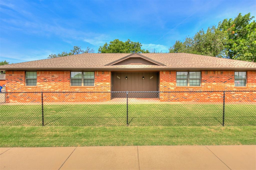 1204 N Crawford Ave in Norman, OK - Building Photo