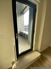 1079 Commonwealth Ave in Boston, MA - Building Photo - Building Photo