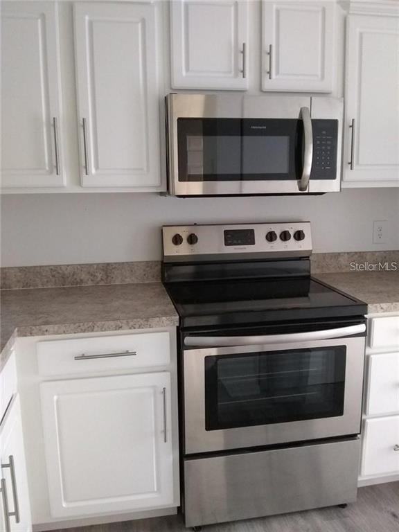 227 Creekside Way in Orlando, FL - Building Photo - Building Photo