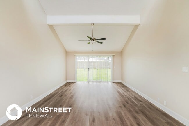 6317 Boylston Way in Orlando, FL - Foto de edificio - Building Photo