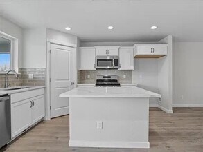 1581 Witt in Mountain Home, ID - Building Photo - Building Photo