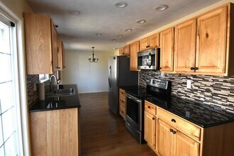 5819 Southgate Dr in Klamath Falls, OR - Building Photo - Building Photo