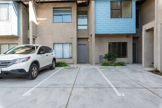 1130 65th St in Oakland, CA - Building Photo - Building Photo