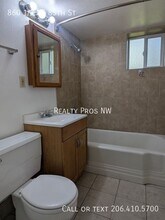 860 NE 85th St in Seattle, WA - Building Photo - Building Photo