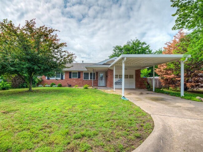 property at 1220 Columbia Ct