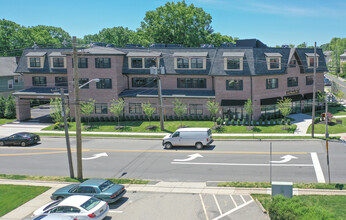 551 Centre St in Nutley, NJ - Foto de edificio - Building Photo