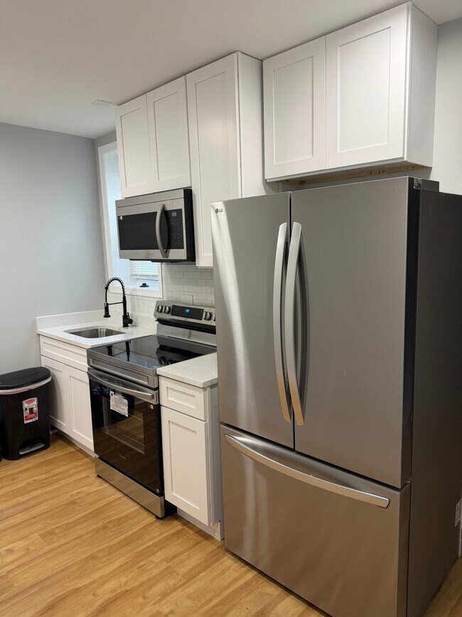 1628 Benhill Ave in Baltimore, MD - Foto de edificio - Building Photo