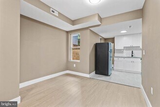 2028 W Oxford St in Philadelphia, PA - Building Photo - Building Photo