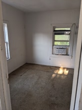 1303 Ward St in Ava, MO - Building Photo - Building Photo