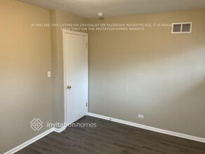 624 S Pierce Ave in Wheaton, IL - Foto de edificio - Building Photo