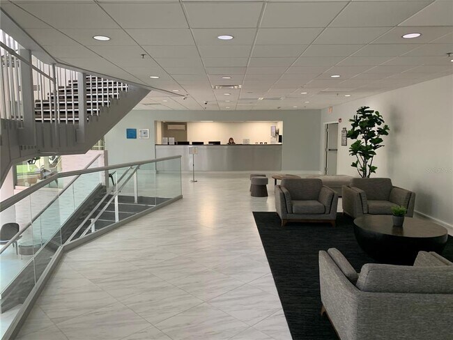 151 E Washington St in Orlando, FL - Building Photo - Building Photo