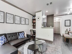 330 Las Colinas Blvd E, Unit 360 in Irving, TX - Building Photo - Building Photo