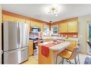 10641 Able St NE in Blaine, MN - Building Photo - Building Photo