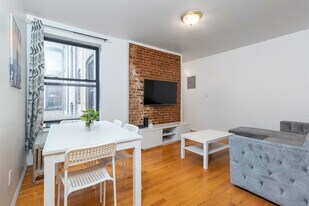 1794 1st Ave in New York, NY - Building Photo