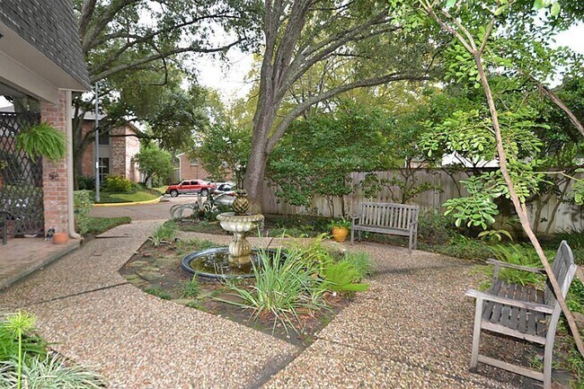 15040 Kimberley Ct in Houston, TX - Building Photo - Building Photo