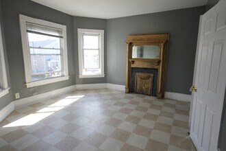 254 Oakland St-Unit -2 in Springfield, MA - Building Photo - Building Photo