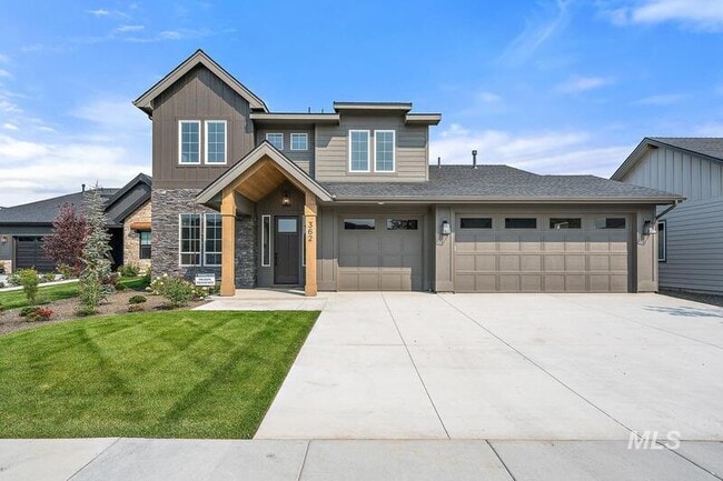 property at 362 S Hamlin Ln
