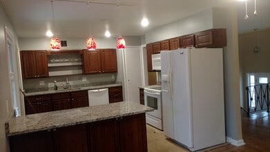 51 Kenaware Ave in Delmar, NY - Building Photo - Building Photo