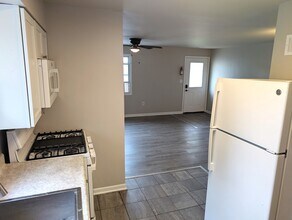 950 N Brainard St in Naperville, IL - Building Photo - Building Photo