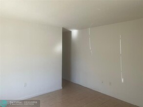 1410 N 69th Ave in Hollywood, FL - Building Photo - Building Photo