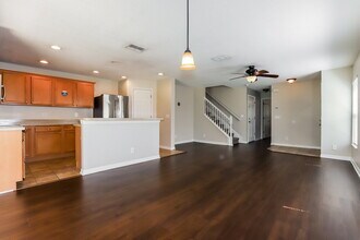 3128 Royal Tuscan Ln in Valrico, FL - Building Photo - Building Photo