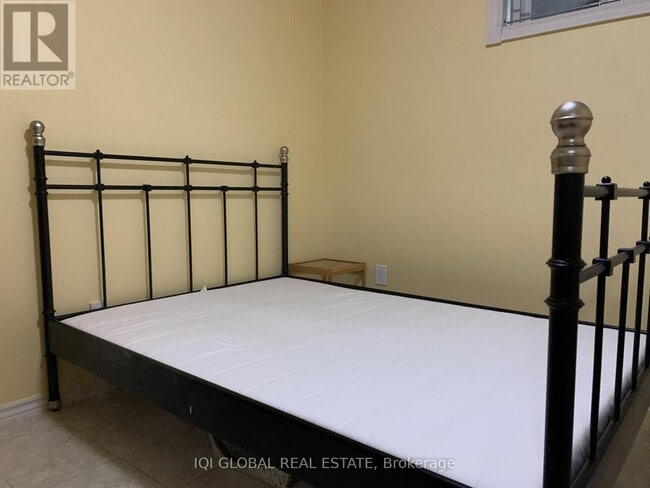 115 Briggs Ave in Richmond Hill, ON - Building Photo - Building Photo