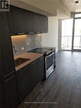 25 Baseball Pl in Toronto, ON - Building Photo - Building Photo