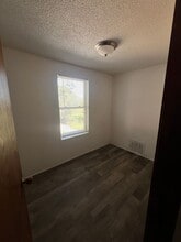 1211 Reynolds Ave in Kansas City, KS - Building Photo - Building Photo