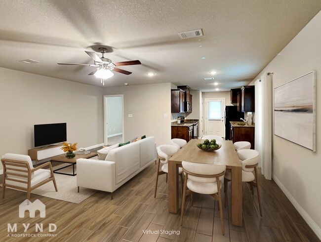 728 Rolling Terrace Cir in Granbury, TX - Building Photo - Building Photo