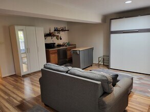 1593 Autumn Ridge Cir in Reston, VA - Building Photo - Building Photo
