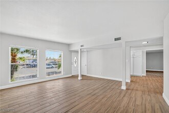 3616 Chevy Chase Ave in Las Vegas, NV - Building Photo - Building Photo