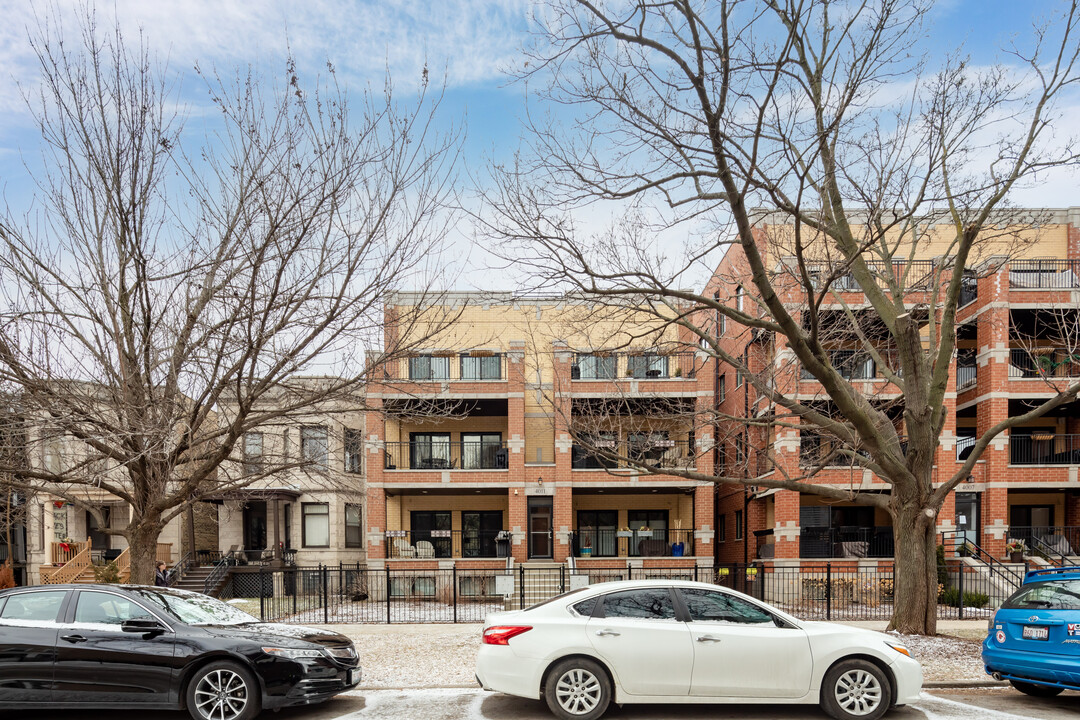 4011 N Paulina St in Chicago, IL - Building Photo