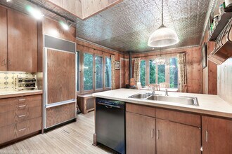 530 Dundee Rd in Glencoe, IL - Building Photo - Building Photo