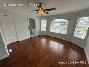 3288 Goldfinch St in Abbotsford, BC - Building Photo - Building Photo