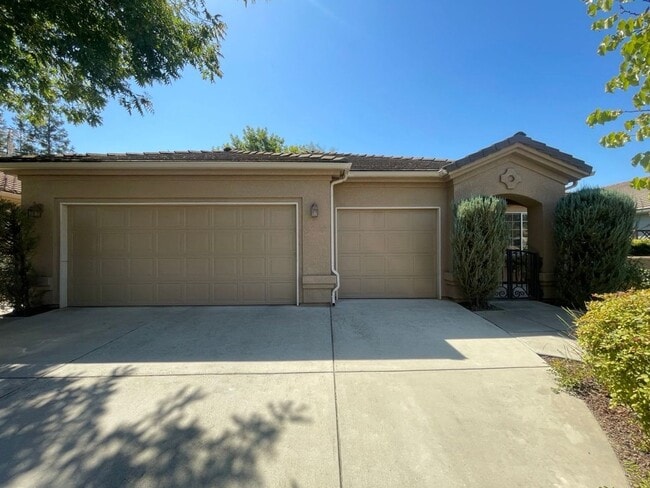 property at 5585 W Decatur Ave