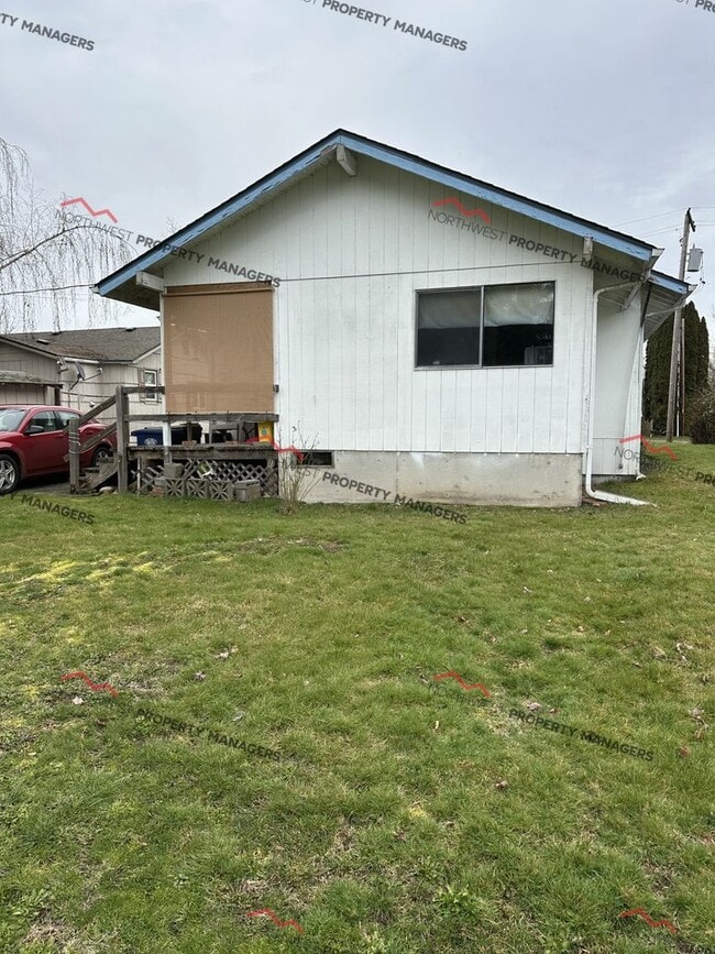 341 N 2nd St in Toledo, WA - Building Photo - Building Photo