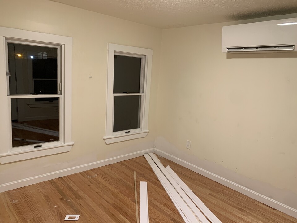 525 E 3rd St, Unit 3F in Boston, MA - Building Photo