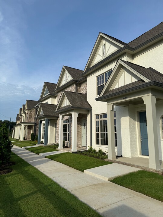 Villages at Shelby Station in Collierville, TN - Building Photo