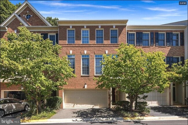 property at 5394 Chieftain Cir