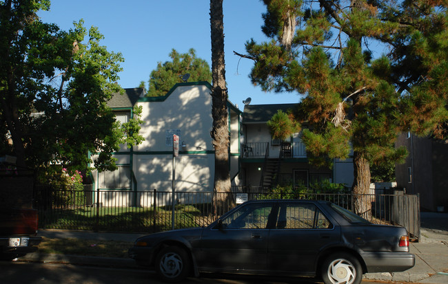 1359 Tami Lee Dr in San Jose, CA - Foto de edificio - Building Photo