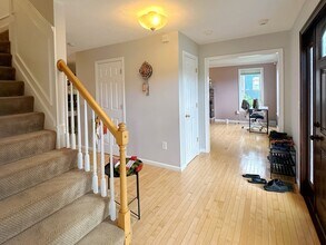 5 Reservoir Ridge Rd in Framingham, MA - Building Photo - Building Photo
