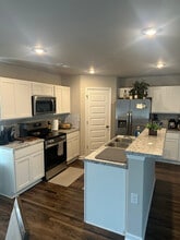 4030 Hudson Ct SW in Decatur, AL - Foto de edificio - Building Photo