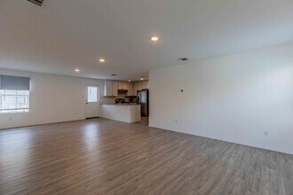 6562 Runaway Row in Converse, TX - Building Photo - Building Photo