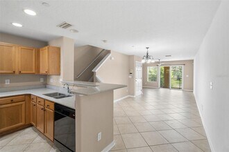 4817 Tuscan Loon Dr in Tampa, FL - Building Photo - Building Photo