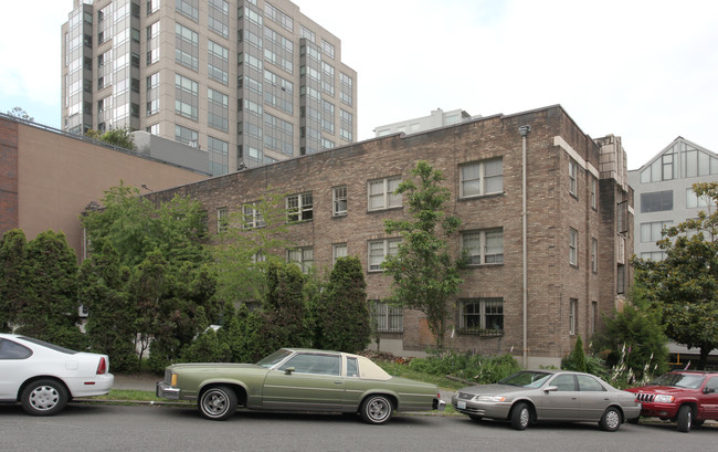 John Wallace Apartments in Seattle, WA - Building Photo - Building Photo