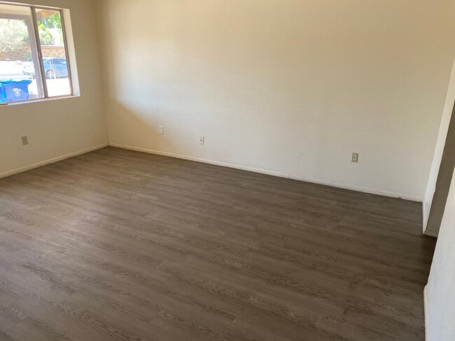 7140 E Broadway Rd in Mesa, AZ - Building Photo - Building Photo
