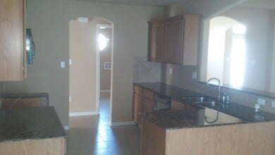 6194 Westchase Loop in Lumberton, TX - Building Photo - Building Photo