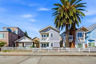 119 28th St in Newport Beach, CA - Building Photo - Building Photo