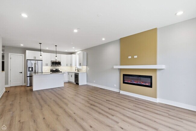 2718 Budd St in River Grove, IL - Foto de edificio - Building Photo