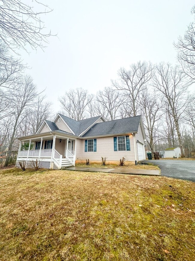 5 Rowell Rd in Palmyra, VA - Building Photo - Building Photo